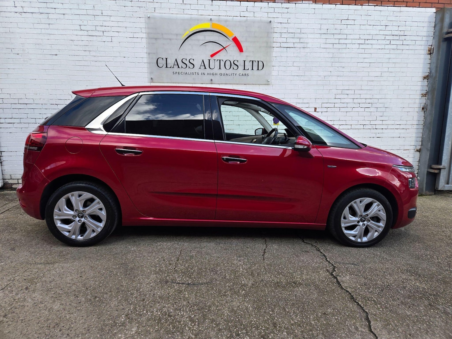 Used Citroen C4 Picasso 2013 for sale - 76408546: Photo 5