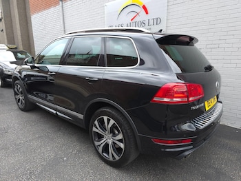Used Volkswagen Touareg 2014 for sale - 79062620: Photo