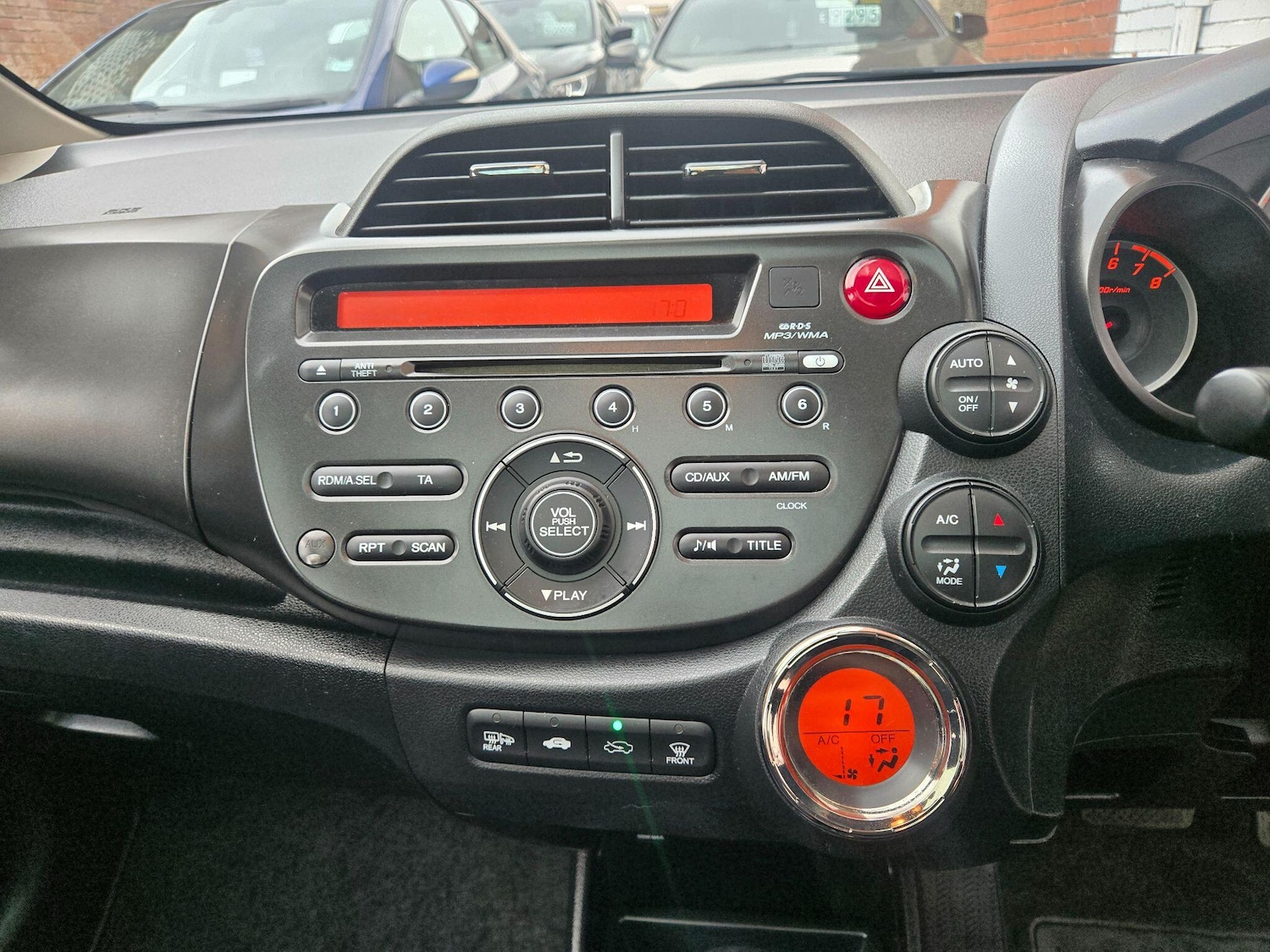 Used Honda Jazz 2012 for sale - 77769535: Photo 14