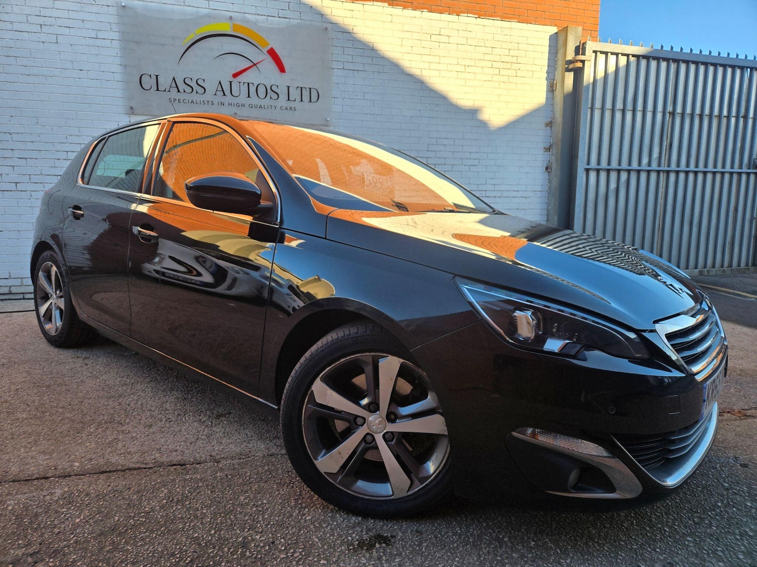 Used Peugeot 308 2015 for sale - 76645957: Photo 1