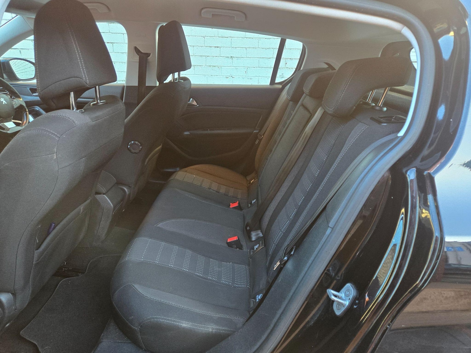 Used Peugeot 308 2015 for sale - 76645957: Photo 17