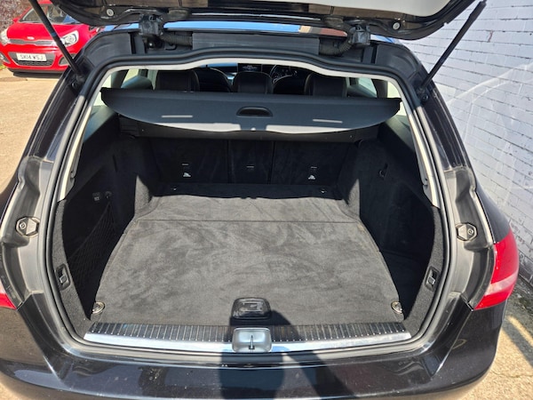 Used Mercedes-Benz C-Class 2015 for sale - 75600210: Photo 30