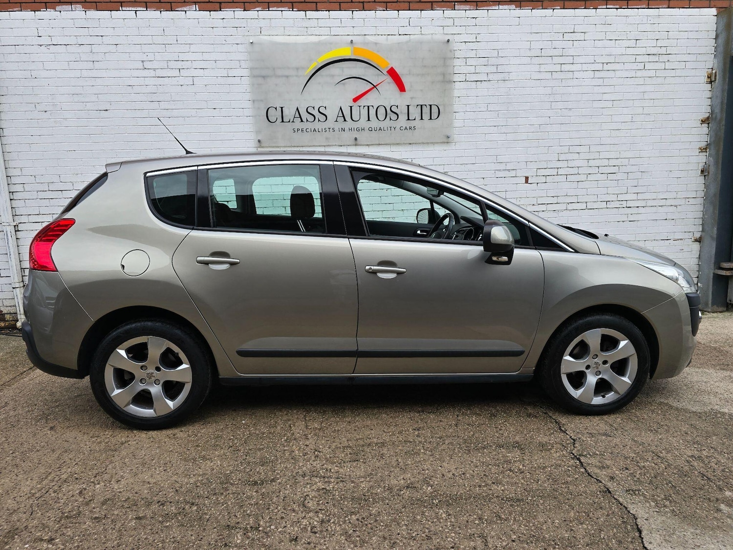 Used Peugeot 3008 2011 for sale - 76499045: Photo 11