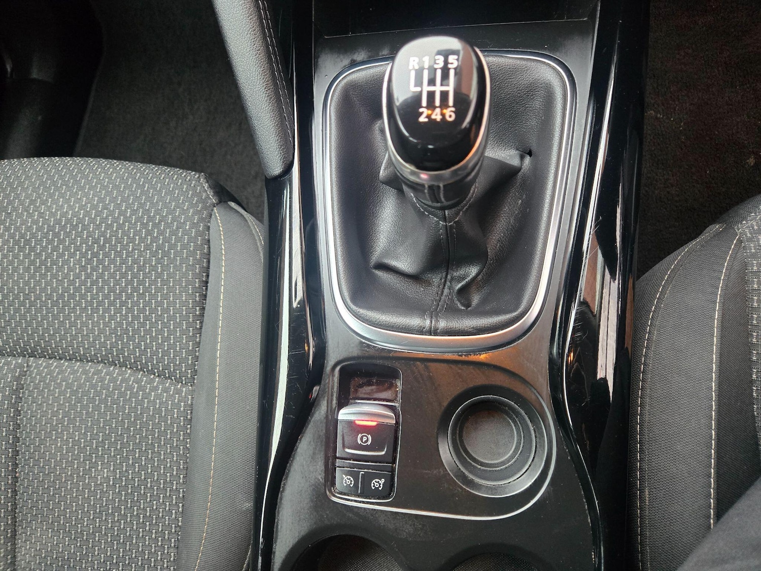 Used Renault Kadjar 2016 for sale - 76549609: Photo 14