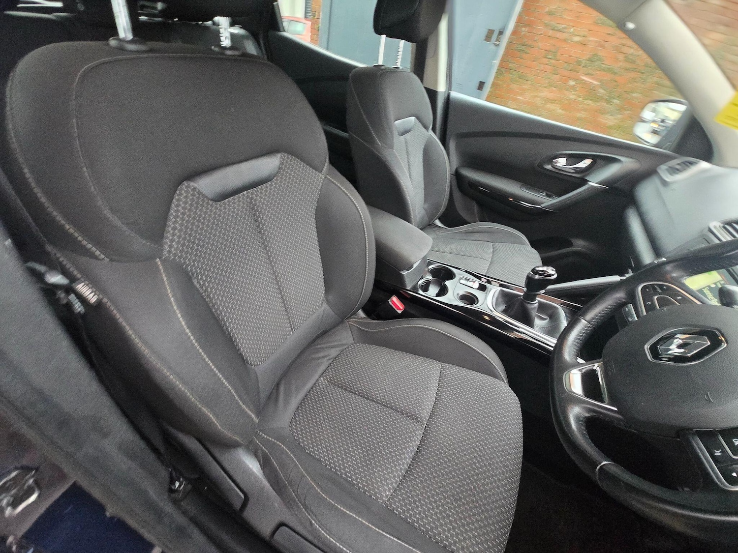 Used Renault Kadjar 2016 for sale - 76549609: Photo 15