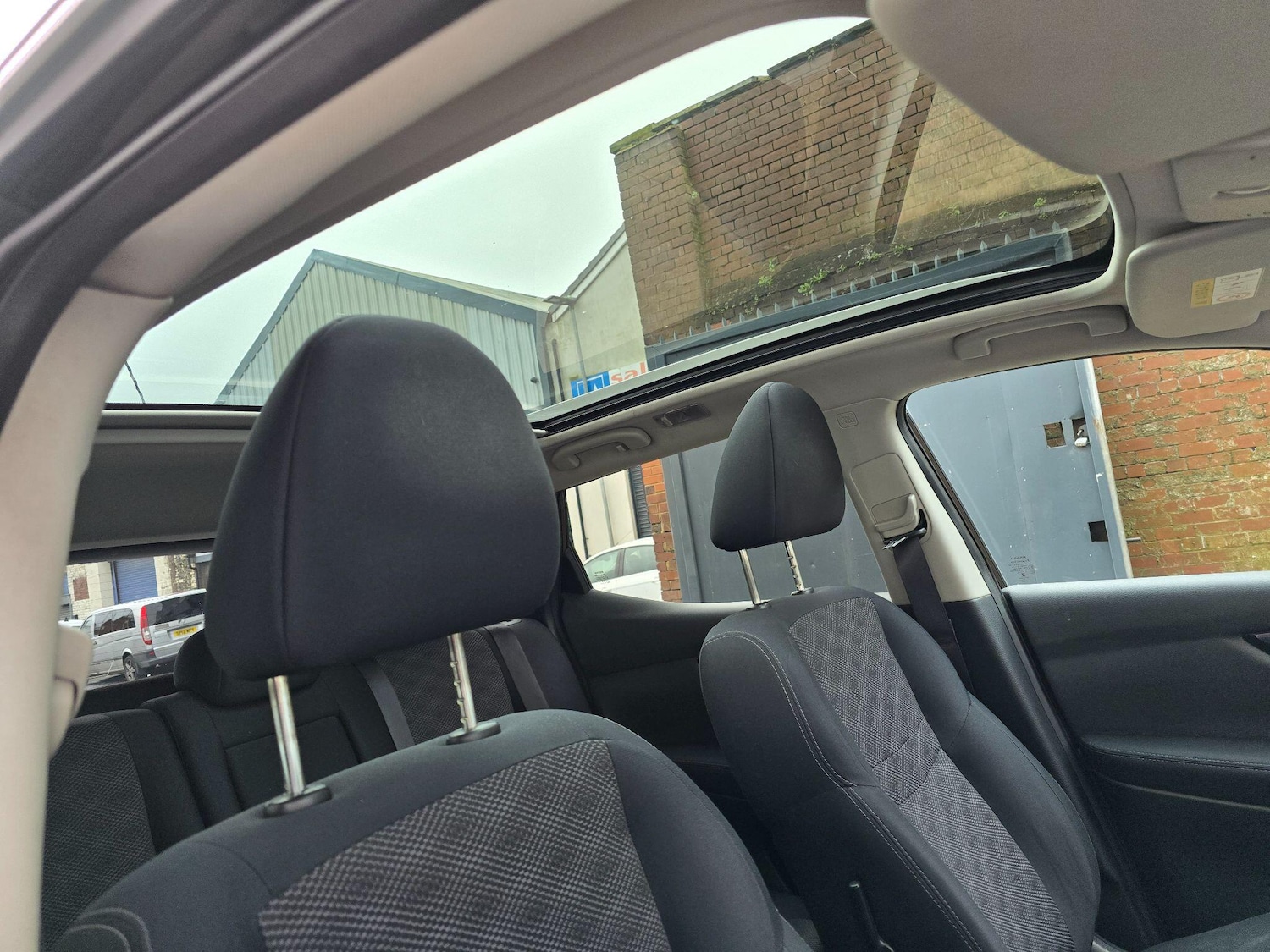 Used Nissan Qashqai 2014 for sale - 78085892: Photo 30