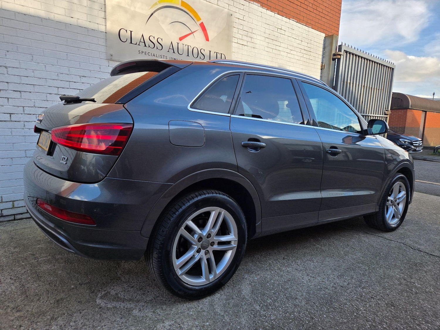 Used Audi Q3 2012 for sale - 77657961: Photo 11