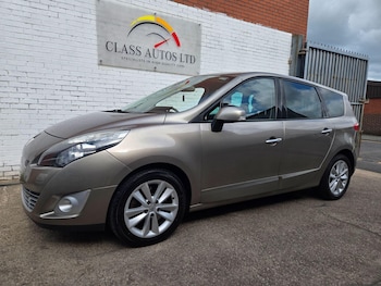 Used Renault Grand Scenic 2010 for sale - 75940837: Photo