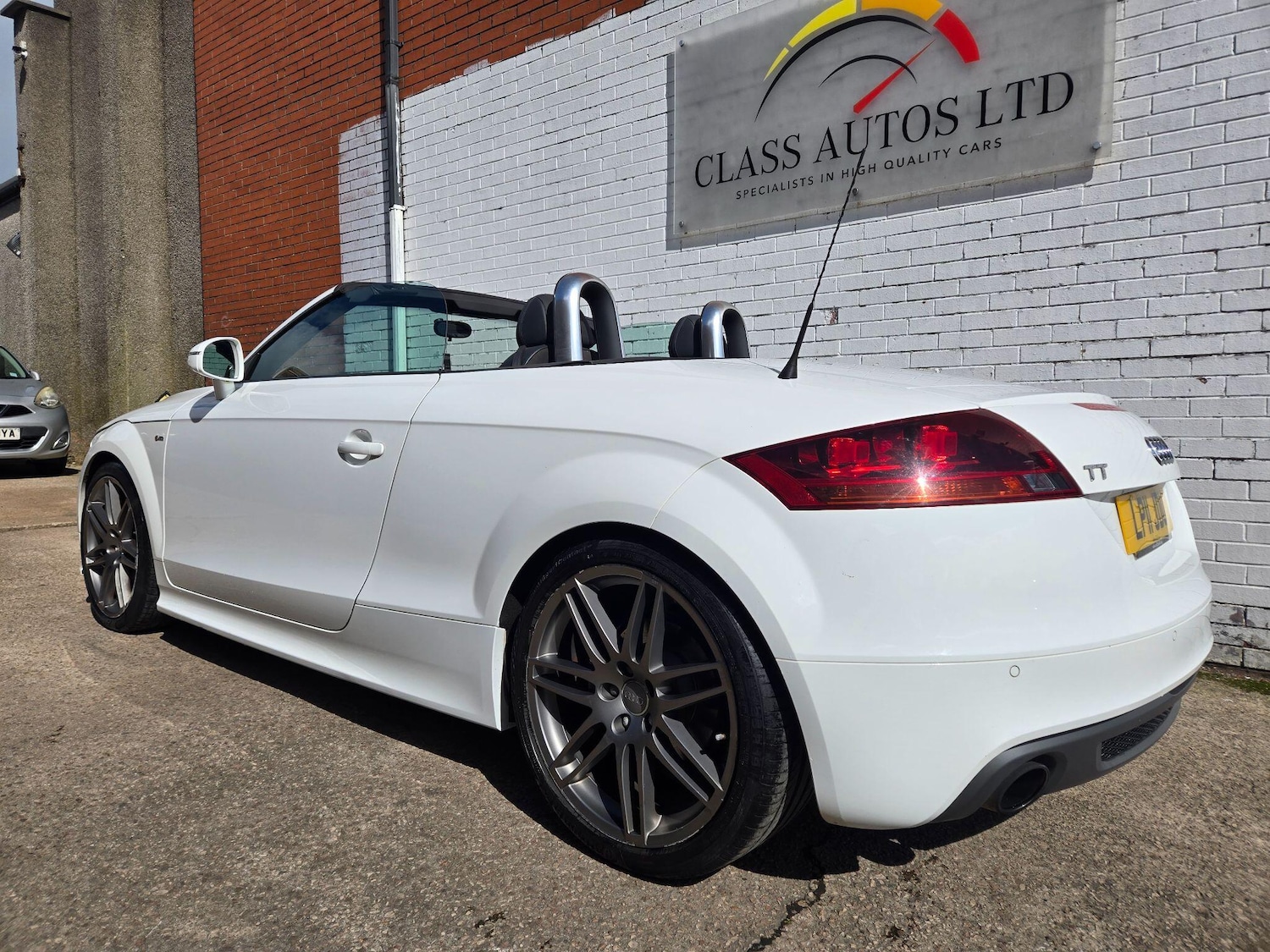 Used Audi TT 2011 for sale - 76989096: Photo 5
