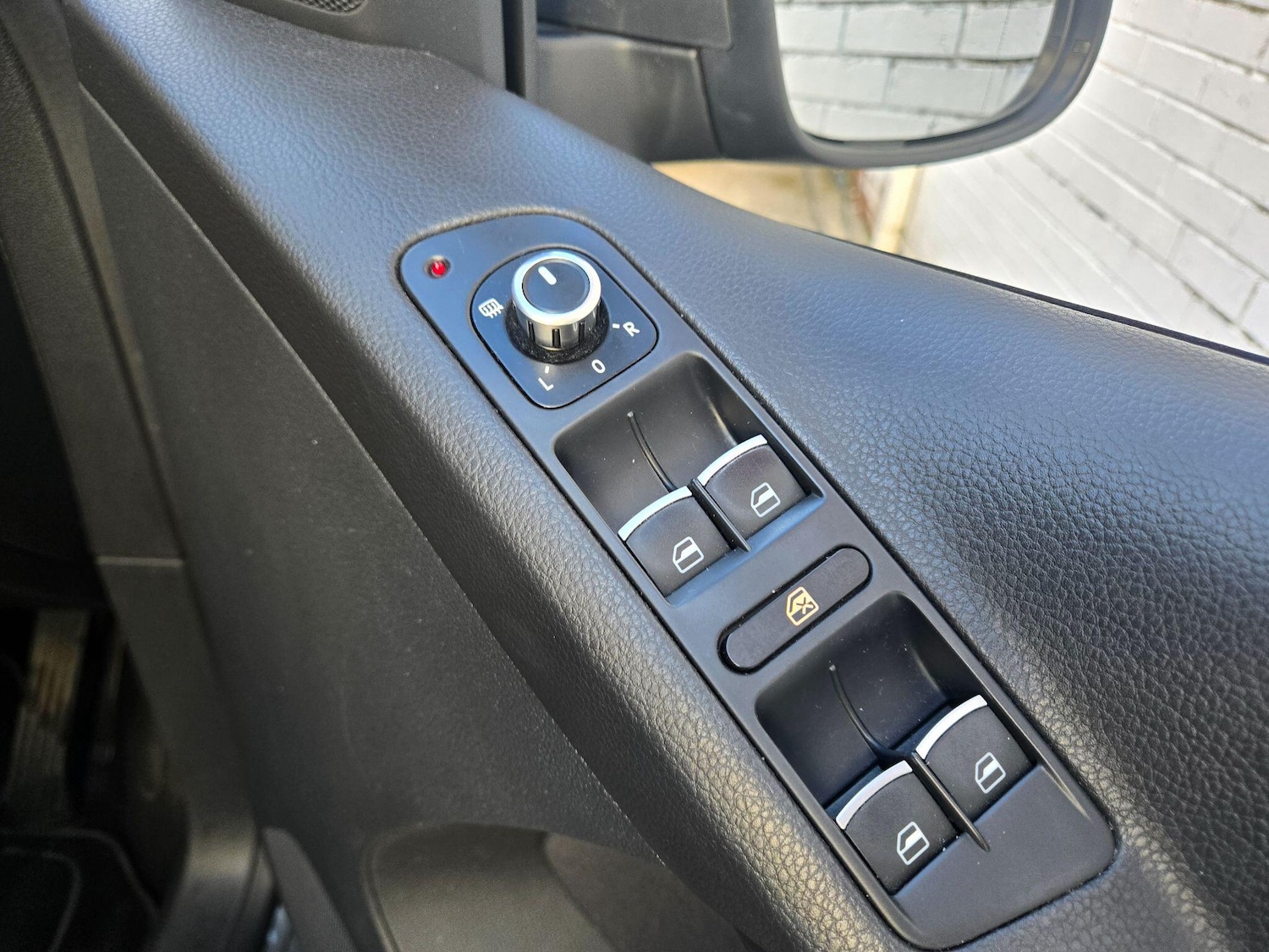 Used Volkswagen Tiguan 2015 for sale - 76377257: Photo 20