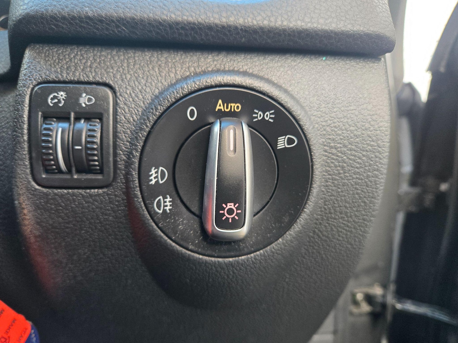 Used Volkswagen Tiguan 2015 for sale - 76377257: Photo 21