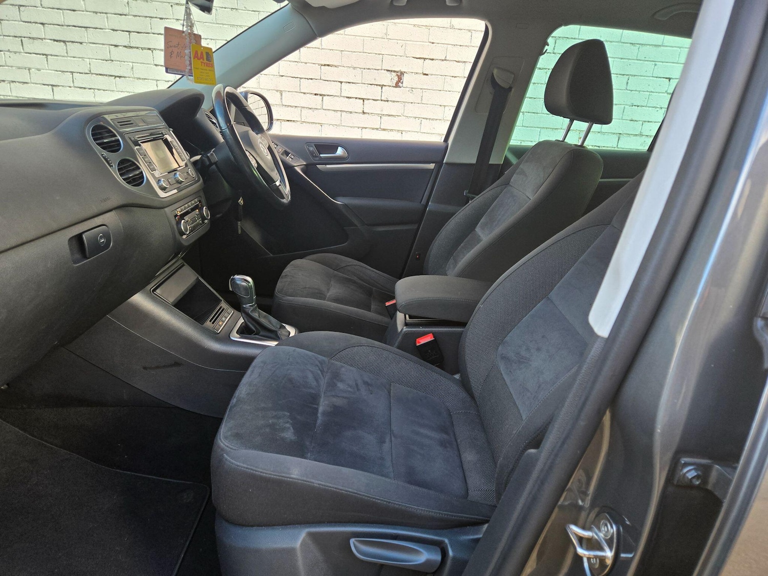 Used Volkswagen Tiguan 2015 for sale - 76377257: Photo 36