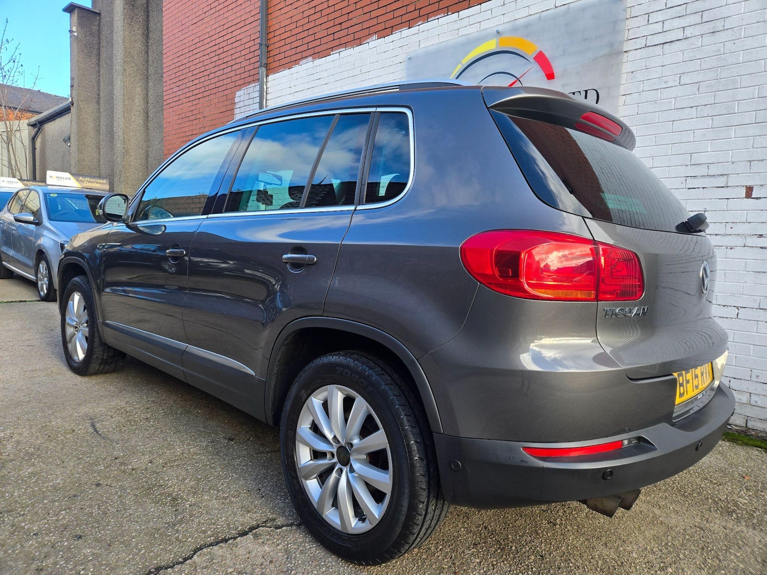 Used Volkswagen Tiguan 2015 for sale - 76377257: Photo 5