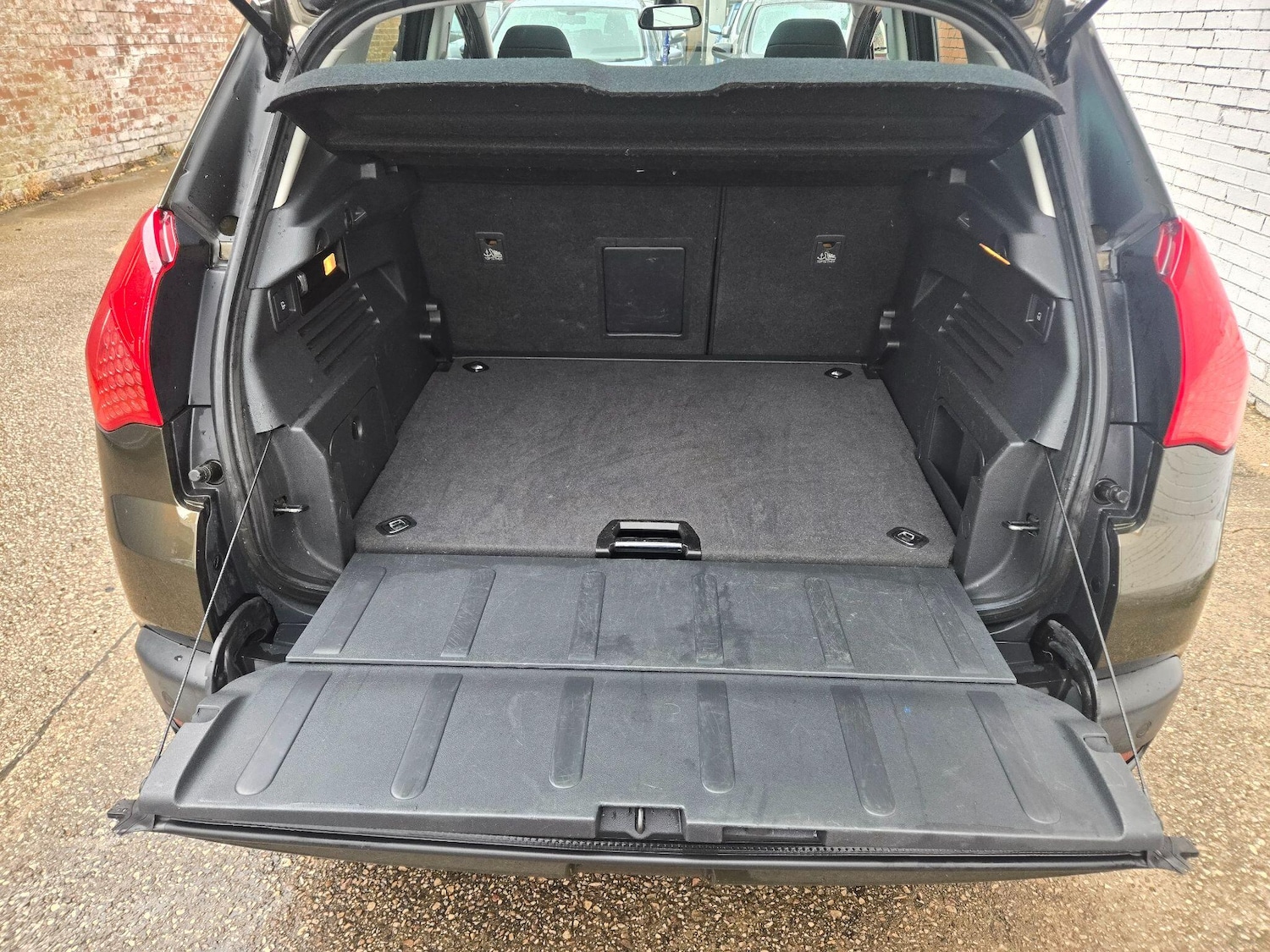 Vehicle 27