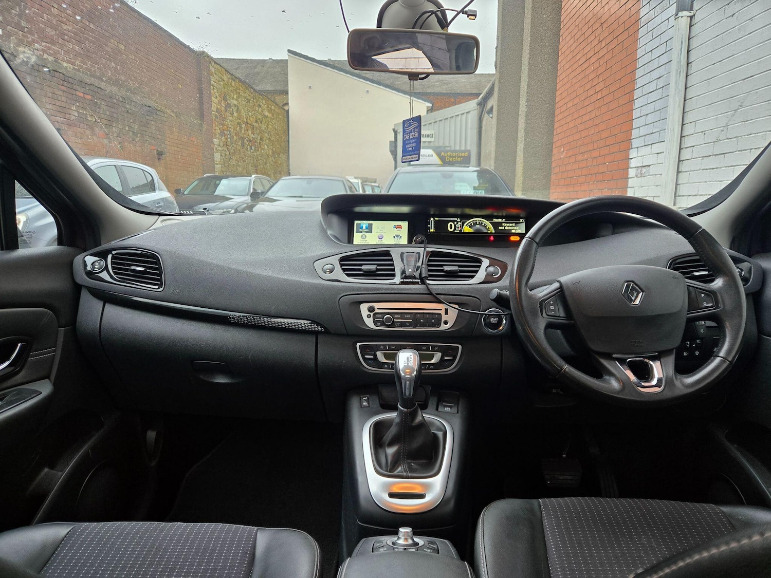 Used Renault Scenic 2013 for sale - 77377122: Photo 13