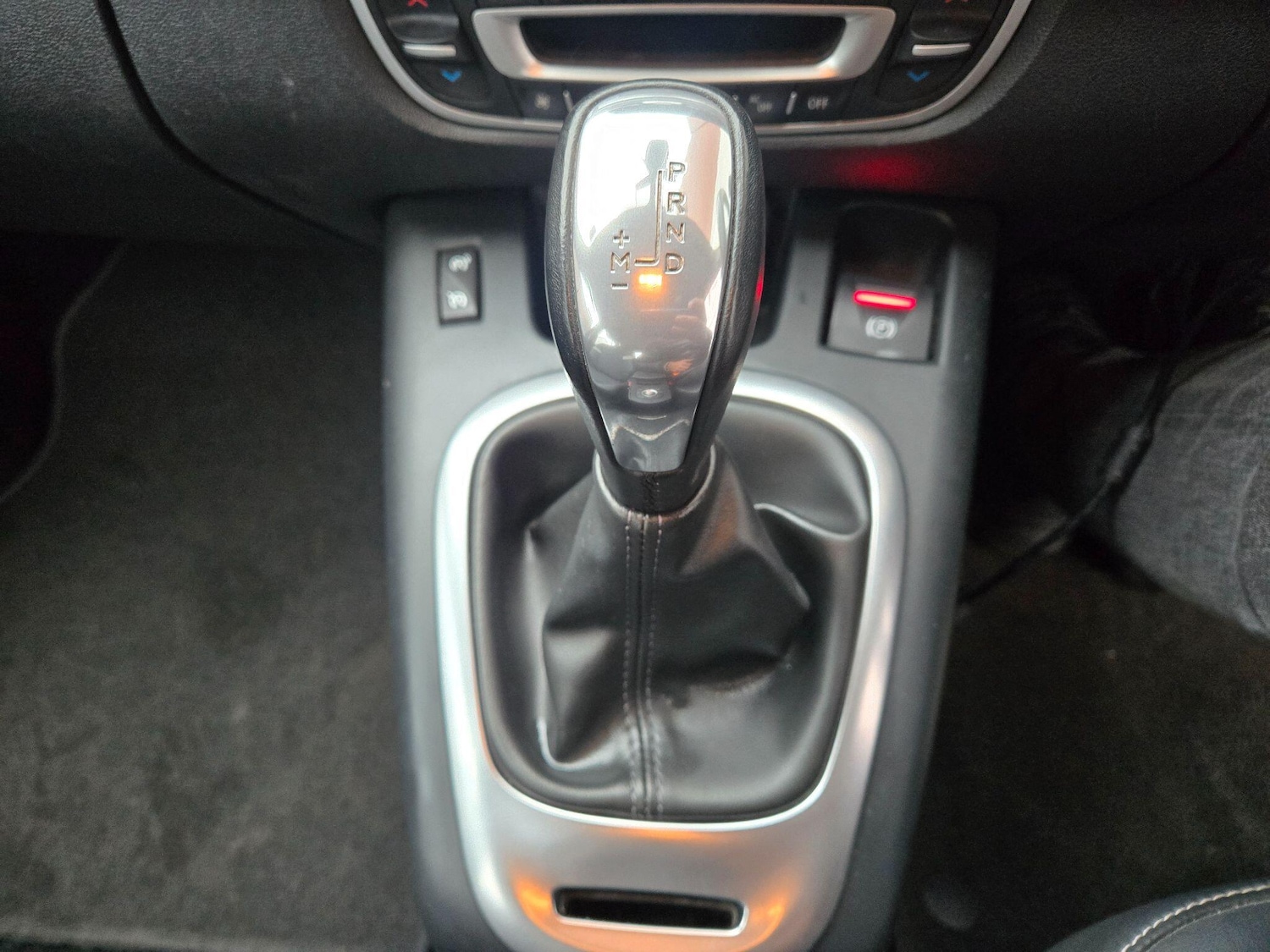 Used Renault Scenic 2013 for sale - 77377122: Photo 15