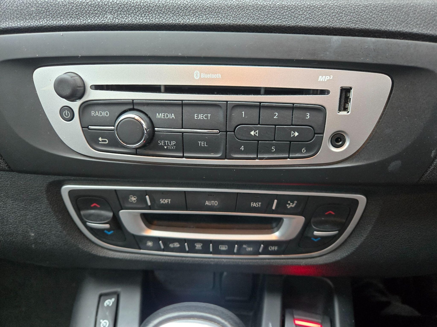 Used Renault Scenic 2013 for sale - 77377122: Photo 22