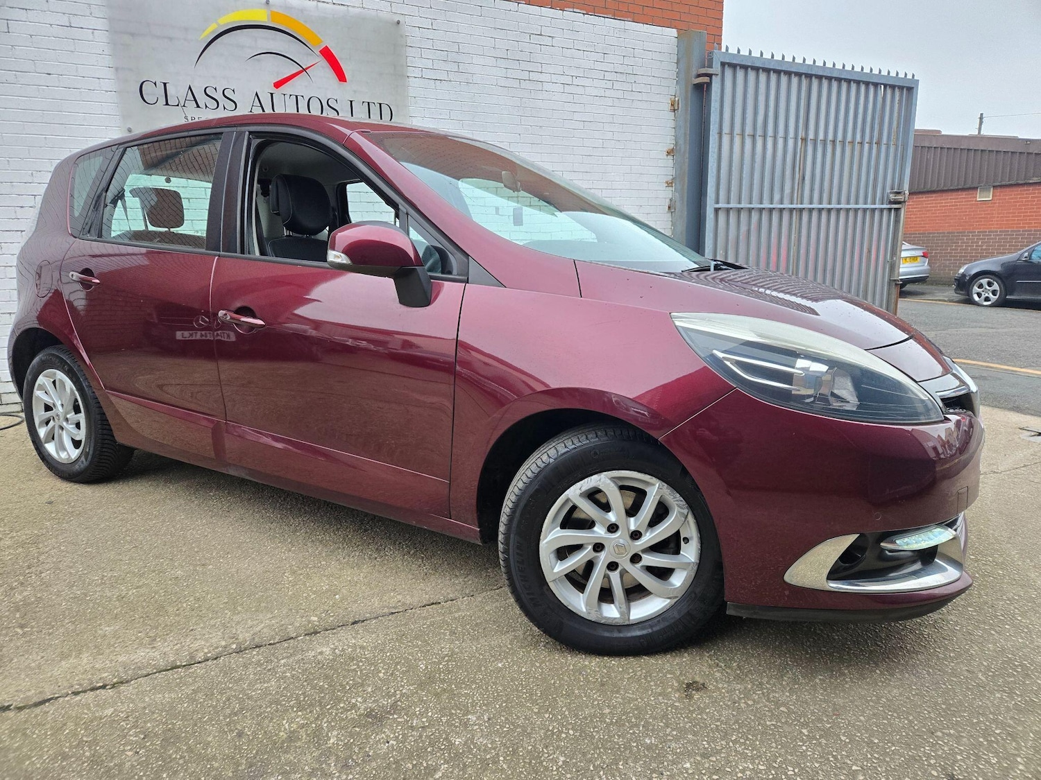 Used Renault Scenic 2013 for sale - 77377122: Photo 34