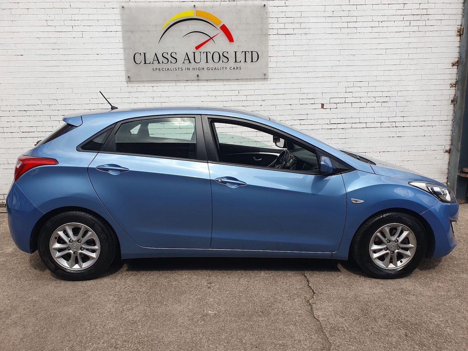 Used Hyundai i30 2014 for sale - 76388240: Photo 10
