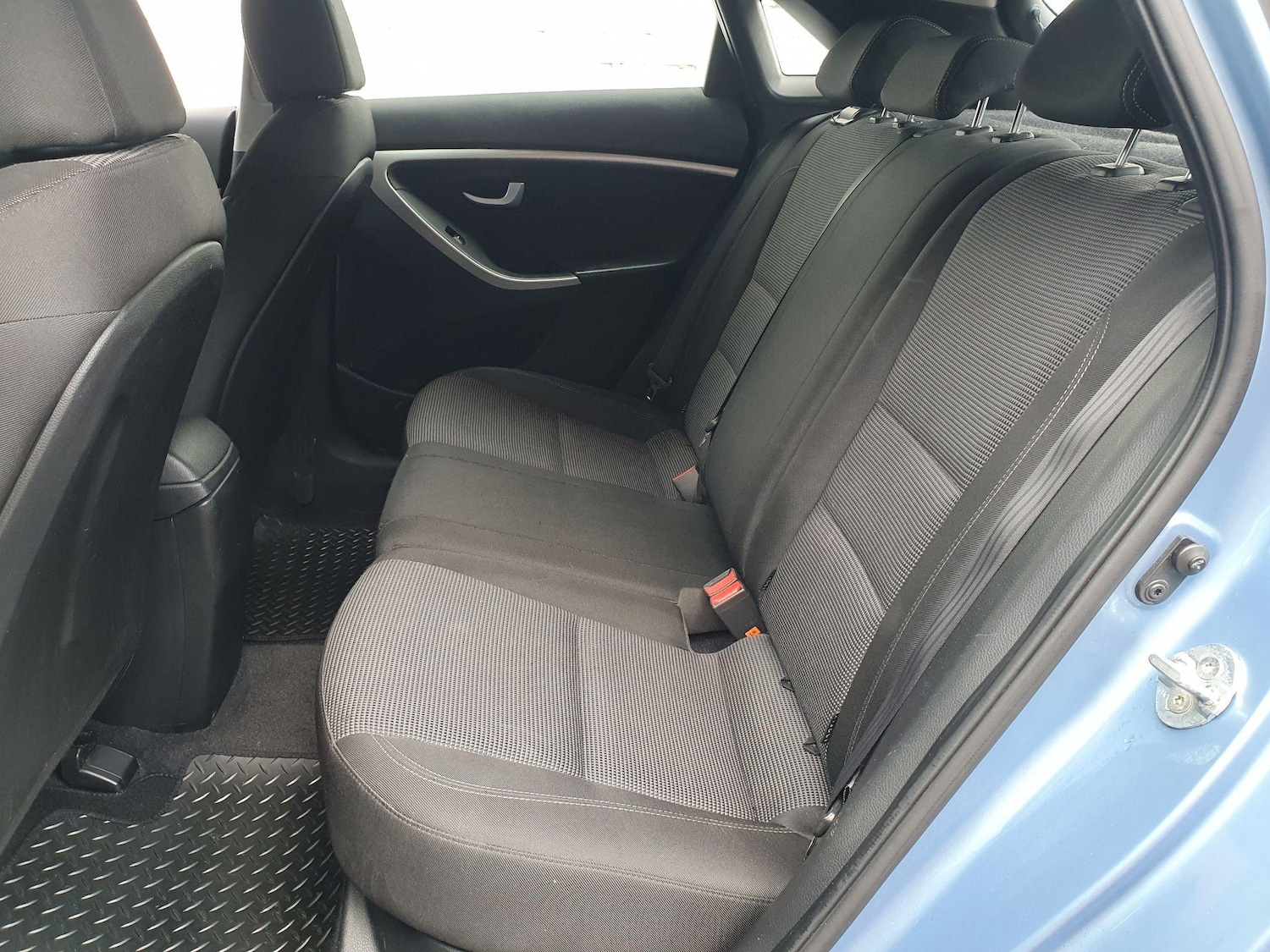 Used Hyundai i30 2014 for sale - 76388240: Photo 15