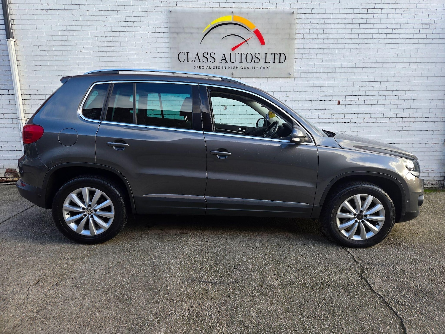 Used Volkswagen Tiguan for sale - 78215157: Photo 10