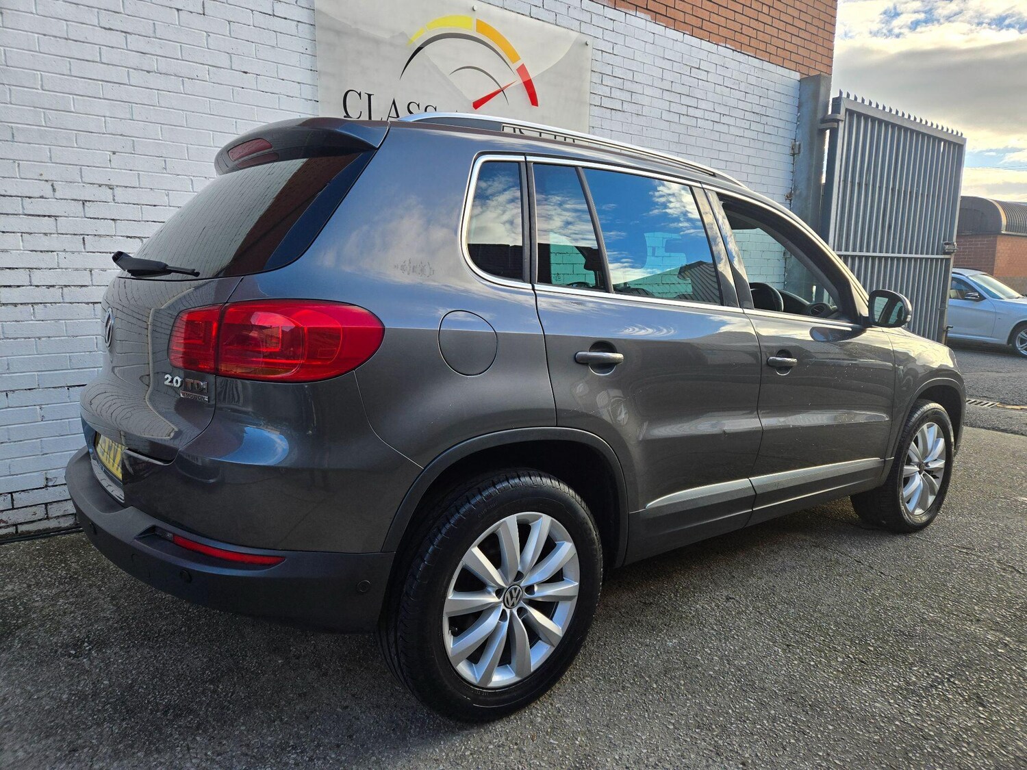 Used Volkswagen Tiguan for sale - 78215157: Photo 11