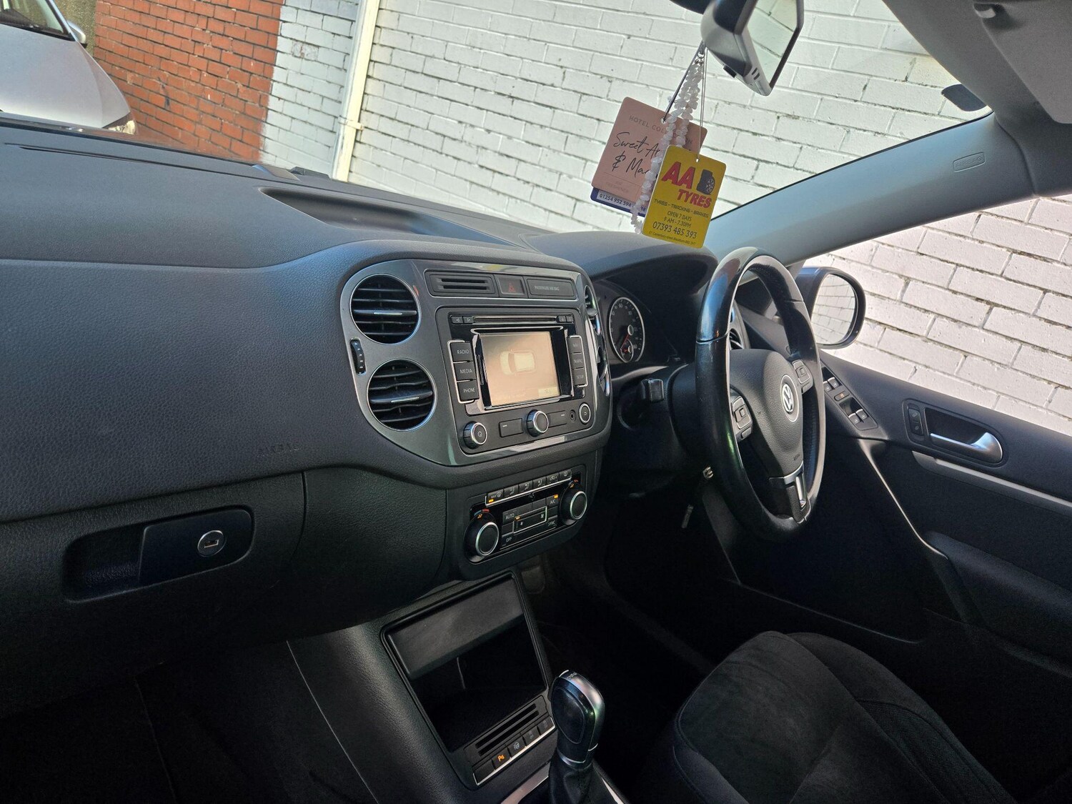 Used Volkswagen Tiguan for sale - 78215157: Photo 12