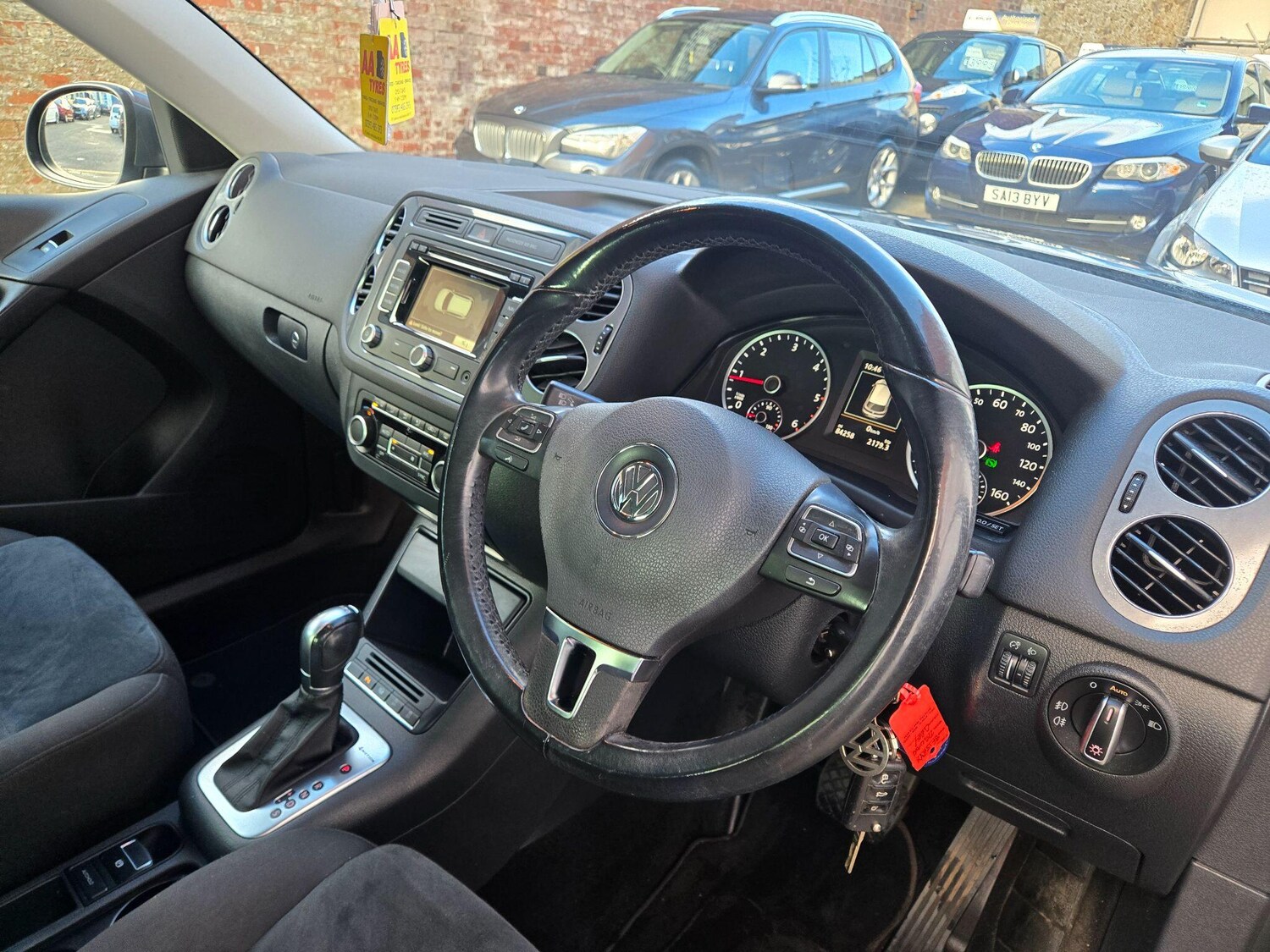 Used Volkswagen Tiguan for sale - 78215157: Photo 14