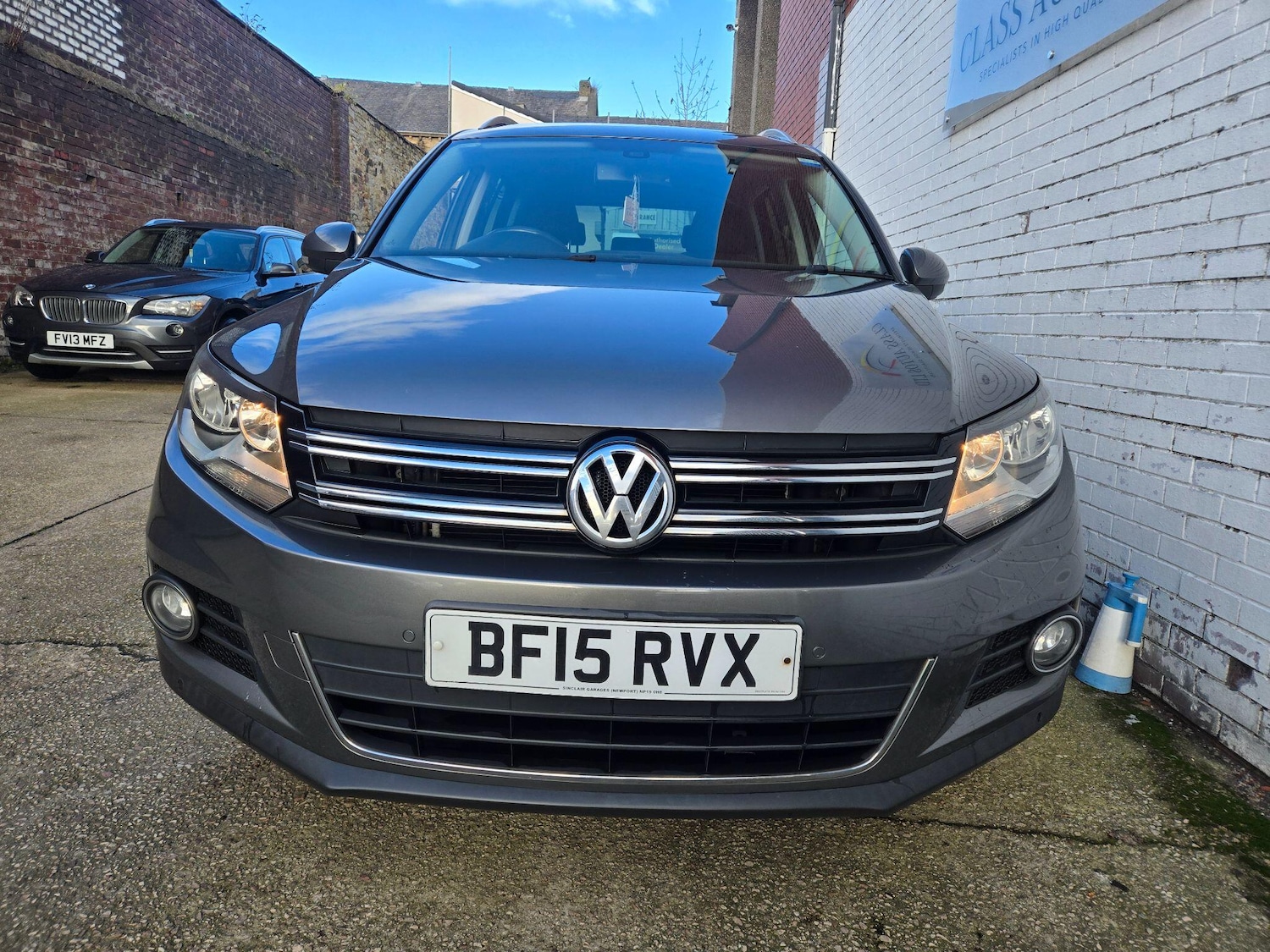 Used Volkswagen Tiguan for sale - 78215157: Photo 2
