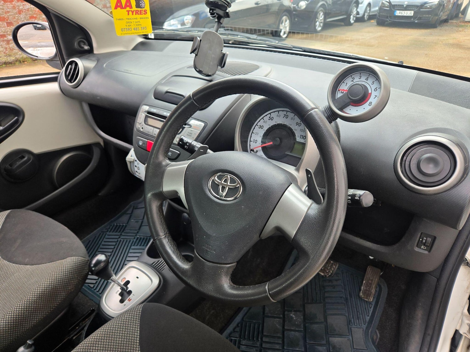 Used Toyota AYGO 2014 for sale - 76327239: Photo 14
