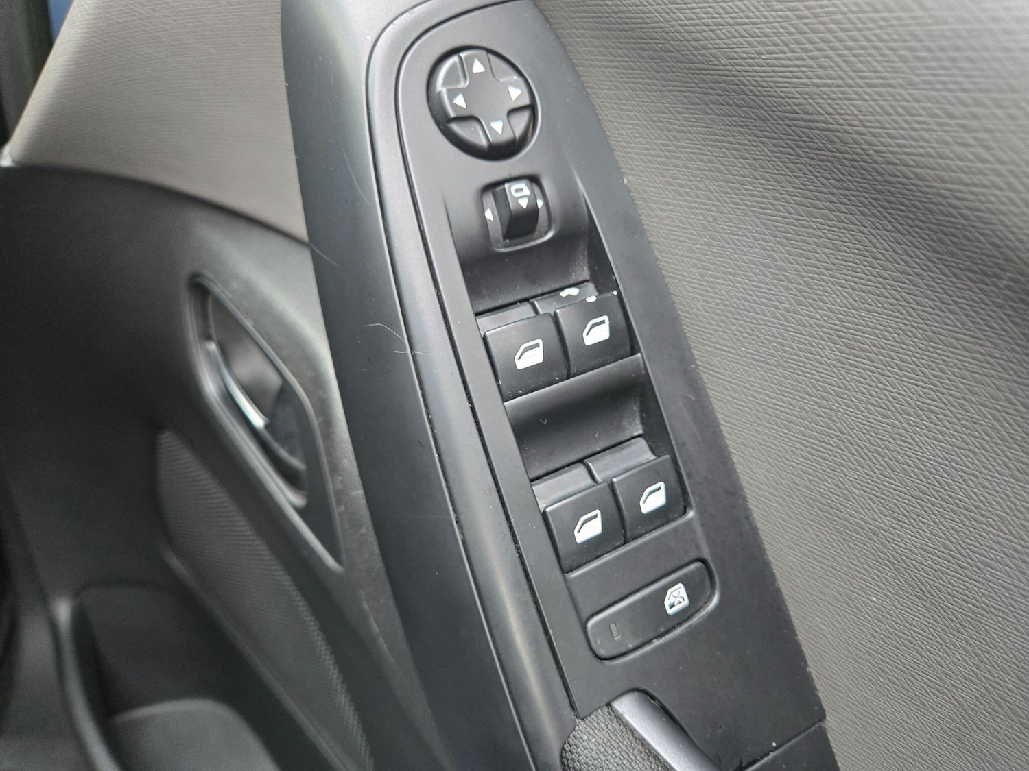 Used Citroen C4 Picasso for sale - 76727127: Photo 17