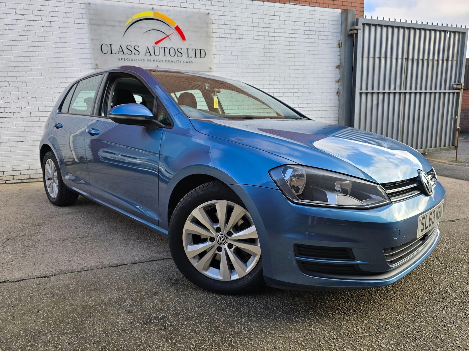 Used Volkswagen Golf 2013 for sale - 76512339: Photo 1