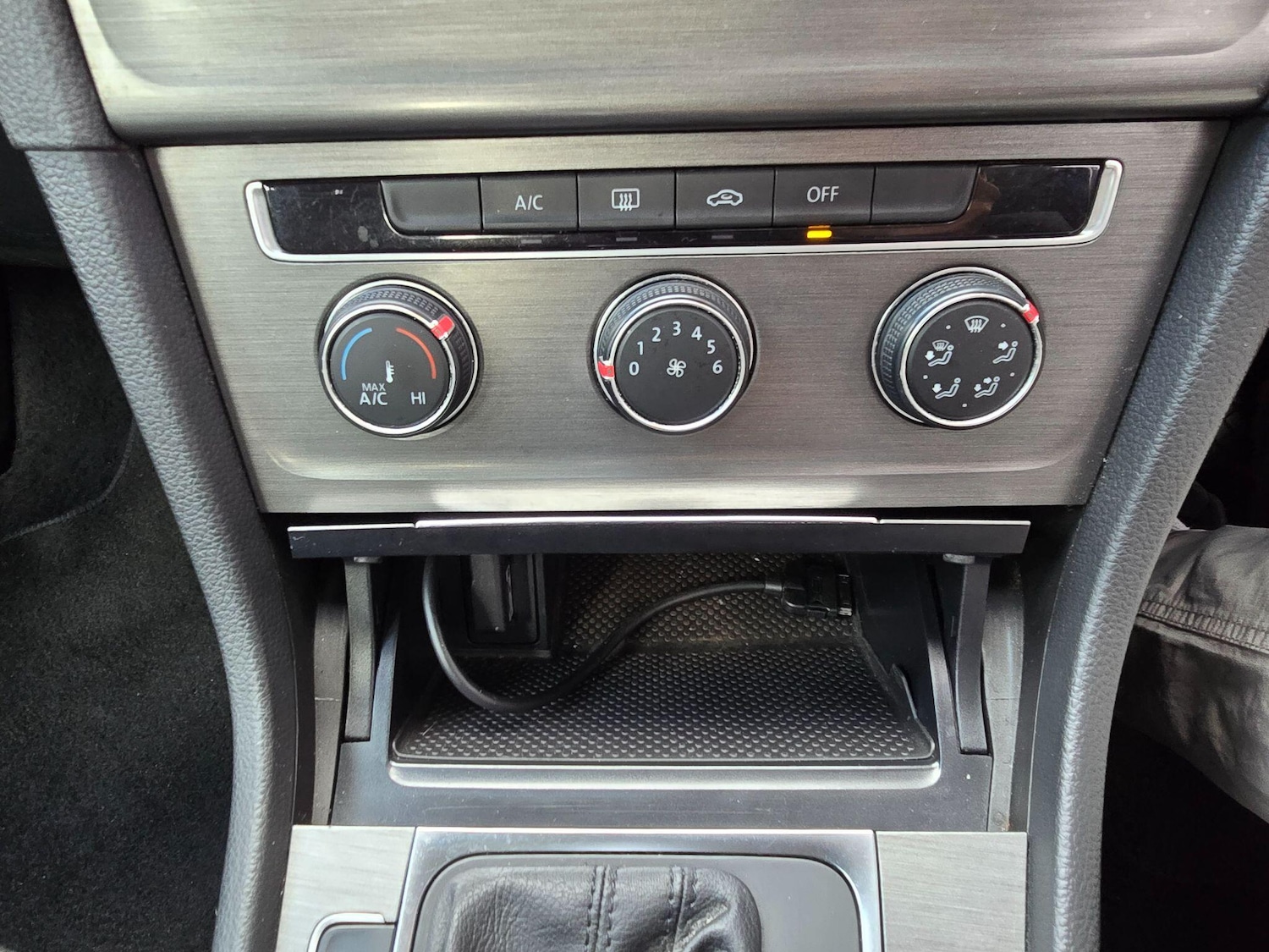 Used Volkswagen Golf 2013 for sale - 76512339: Photo 22