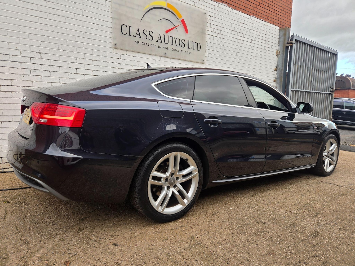 Used Audi A5 2015 for sale - 76644691: Photo 10