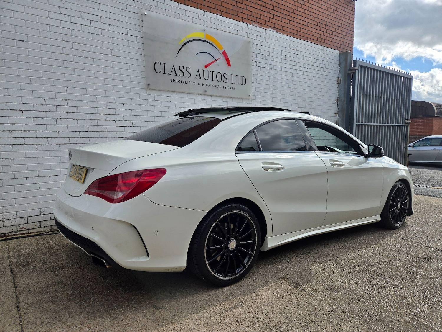 Used Mercedes-Benz CLA 2014 for sale - 76991178: Photo 11