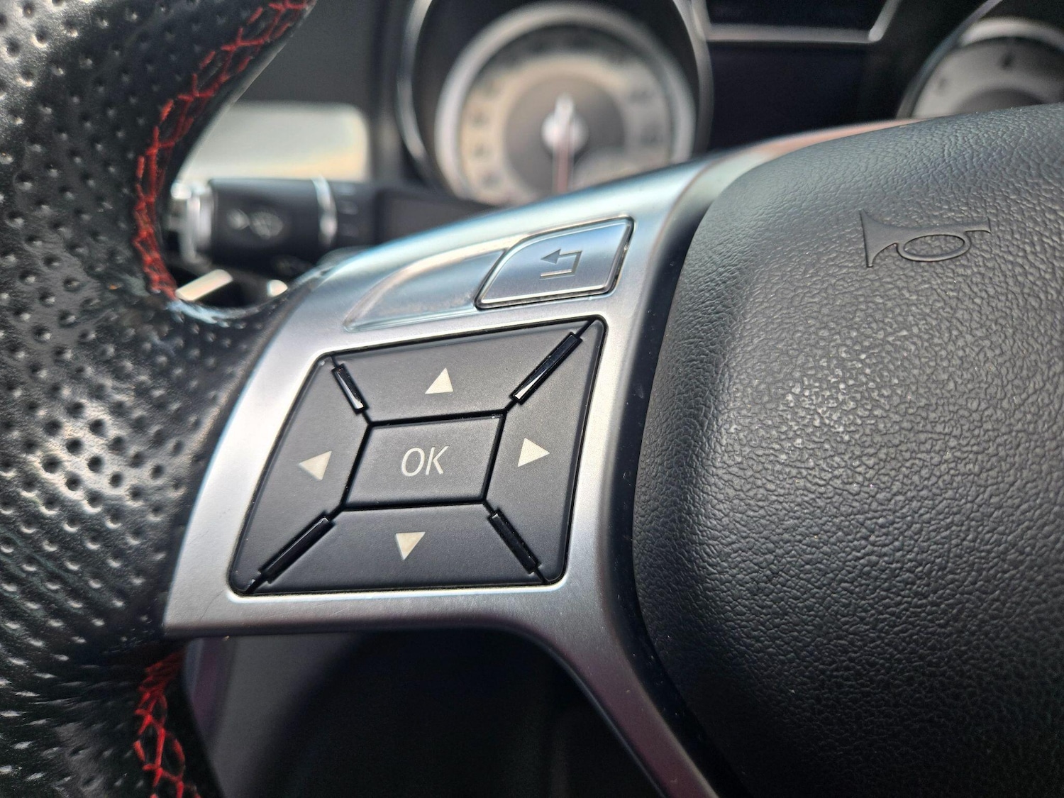 Used Mercedes-Benz CLA 2014 for sale - 76991178: Photo 20