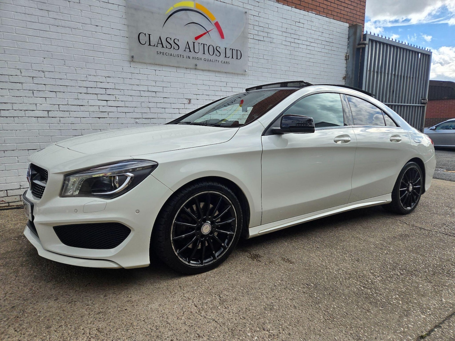 Used Mercedes-Benz CLA 2014 for sale - 76991178: Photo 4
