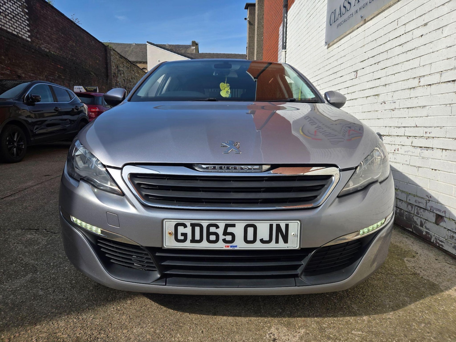 Used Peugeot 308 2015 for sale - 77957330: Photo 2