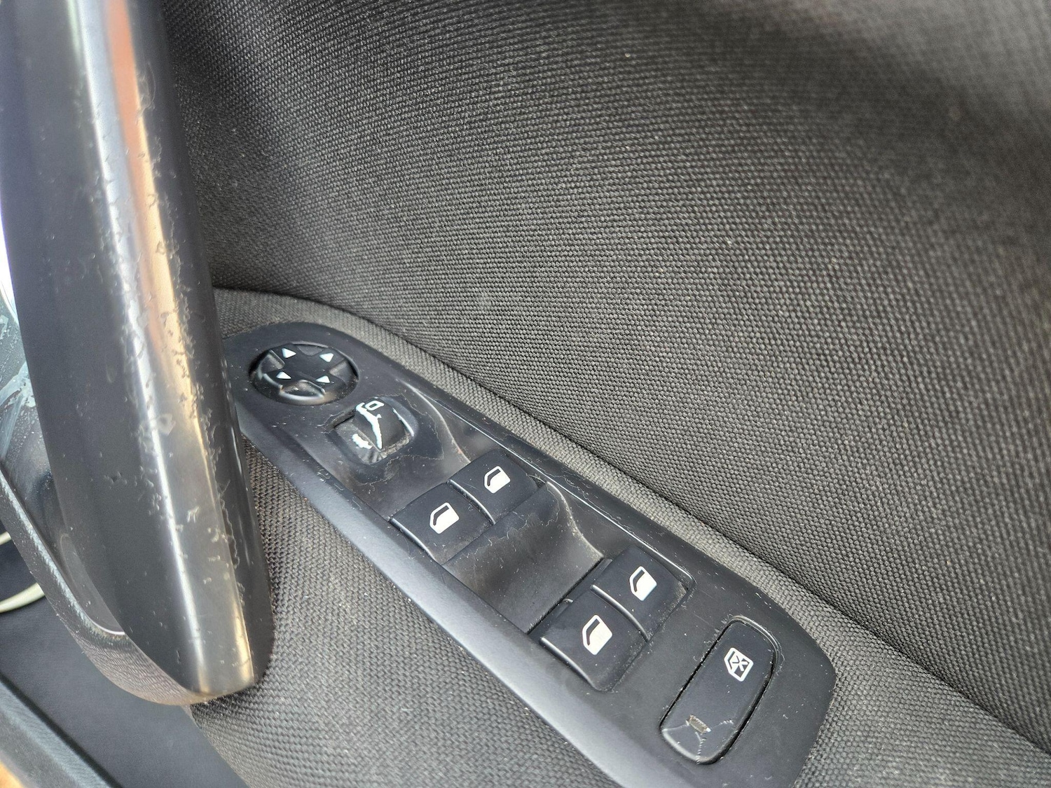 Used Peugeot 308 2015 for sale - 77957330: Photo 21