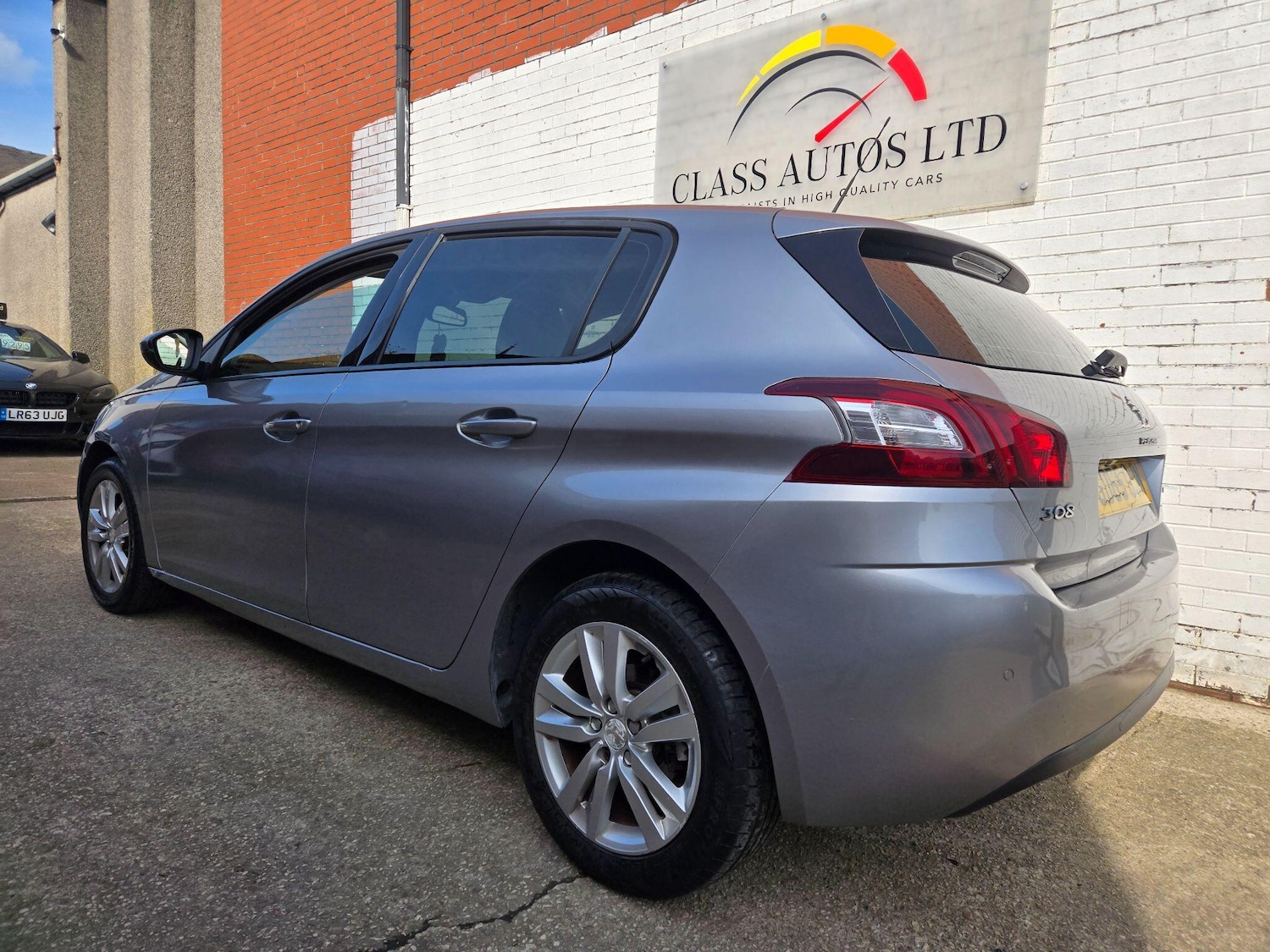 Used Peugeot 308 2015 for sale - 77957330: Photo 5