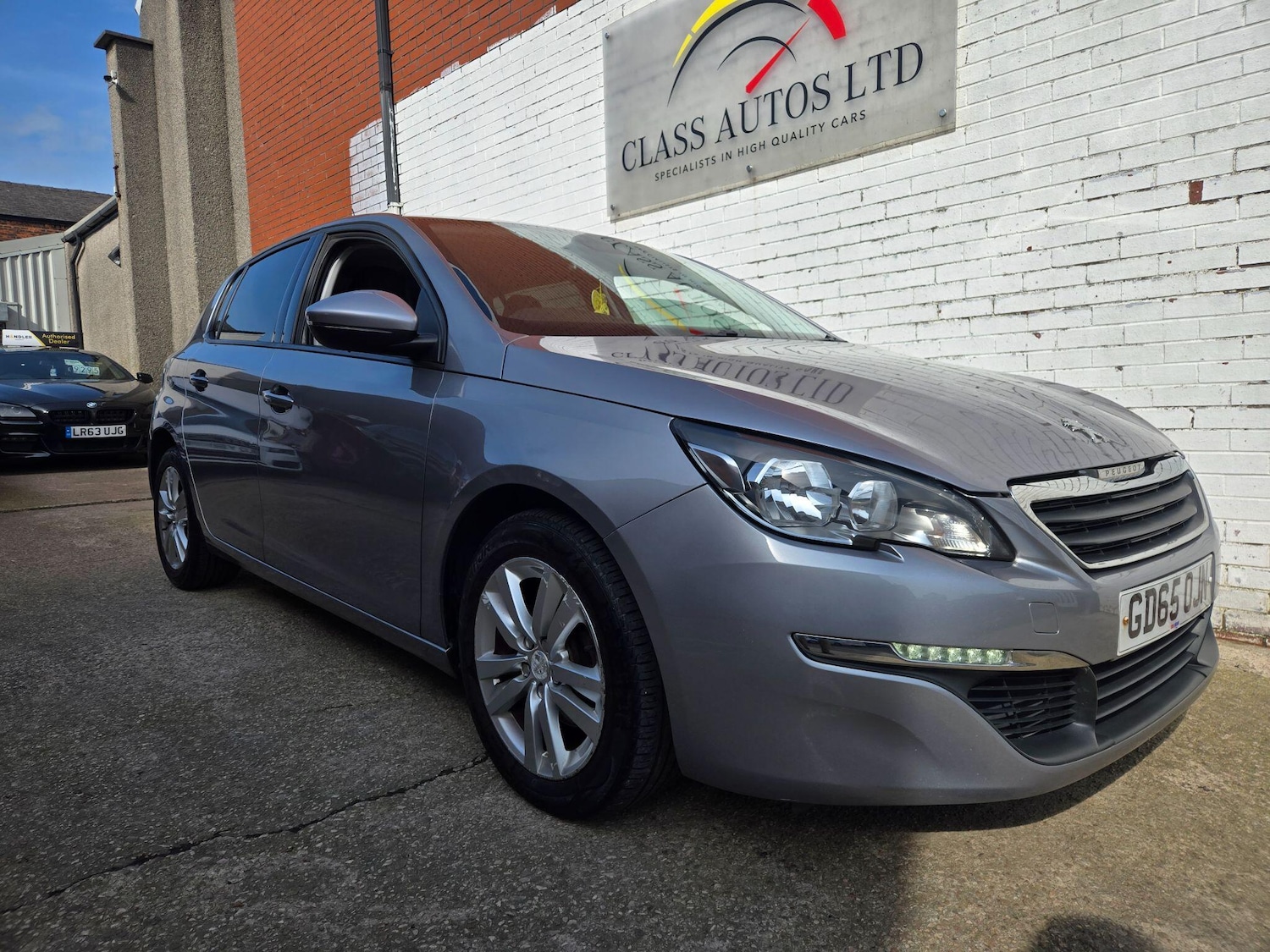 Used Peugeot 308 2015 for sale - 77957330: Photo 6