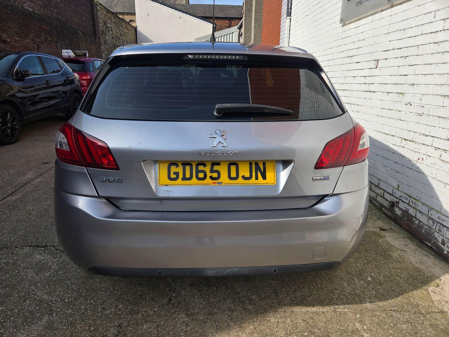 Used Peugeot 308 2015 for sale - 77957330: Photo 9