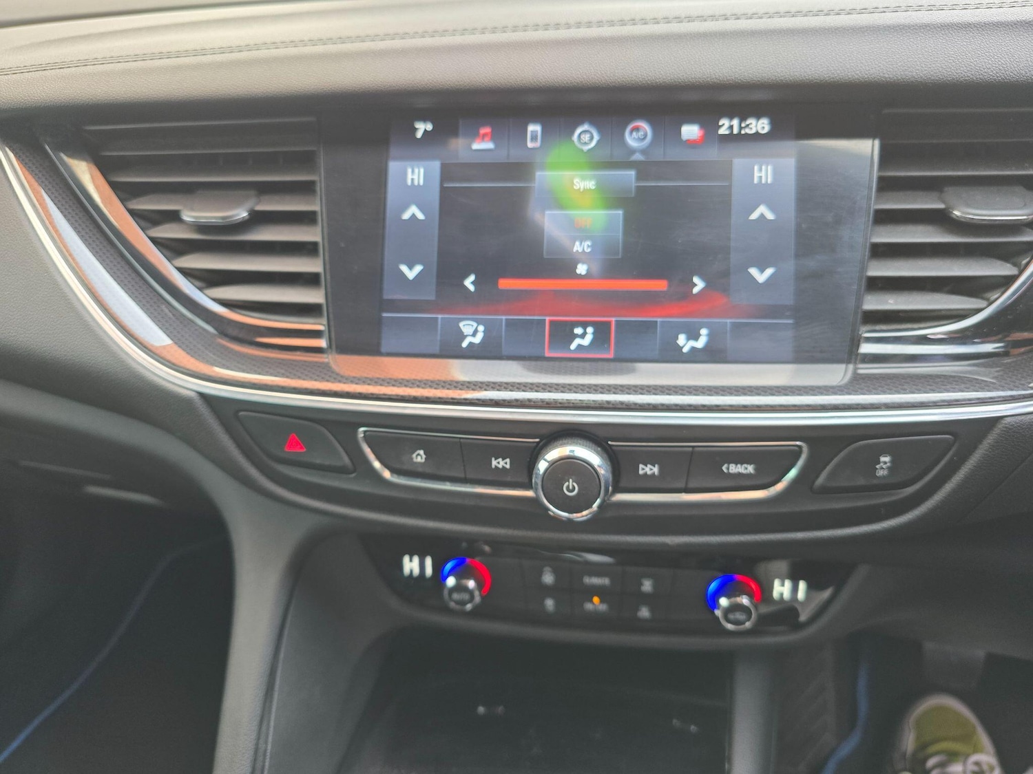 Used Vauxhall Insignia 2017 for sale - 77396066: Photo 22