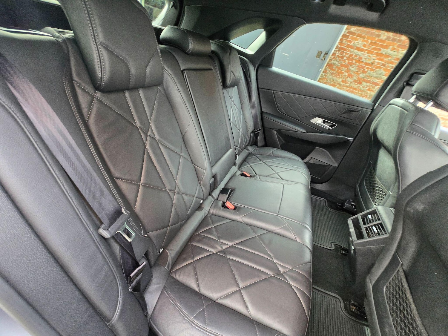 Used DS Automobiles DS 7 Crossback 2019 for sale - 76247152: Photo 18