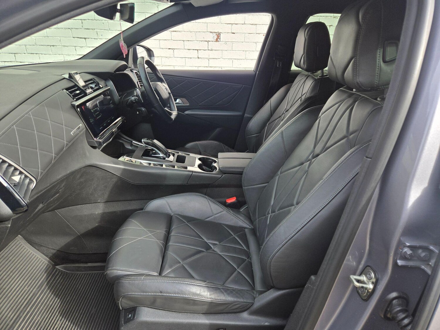 Used DS Automobiles DS 7 Crossback 2019 for sale - 76247152: Photo 33