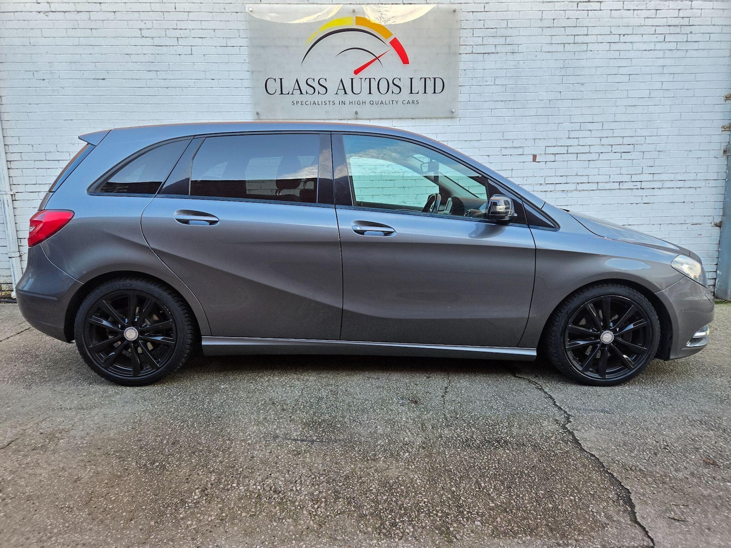 Used Mercedes-Benz B Class 2013 for sale - 76349305: Photo 10