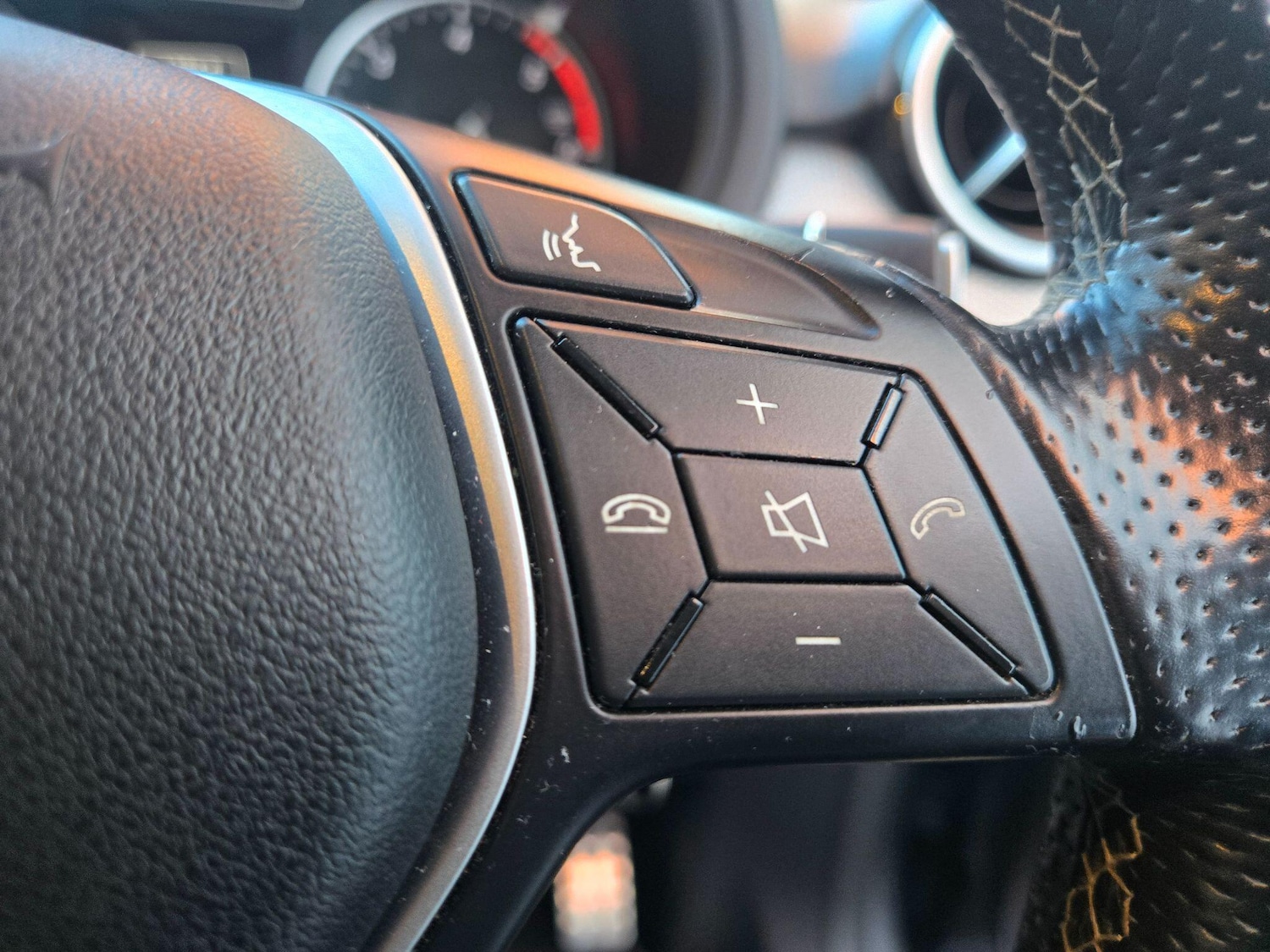 Used Mercedes-Benz B Class 2013 for sale - 76349305: Photo 21