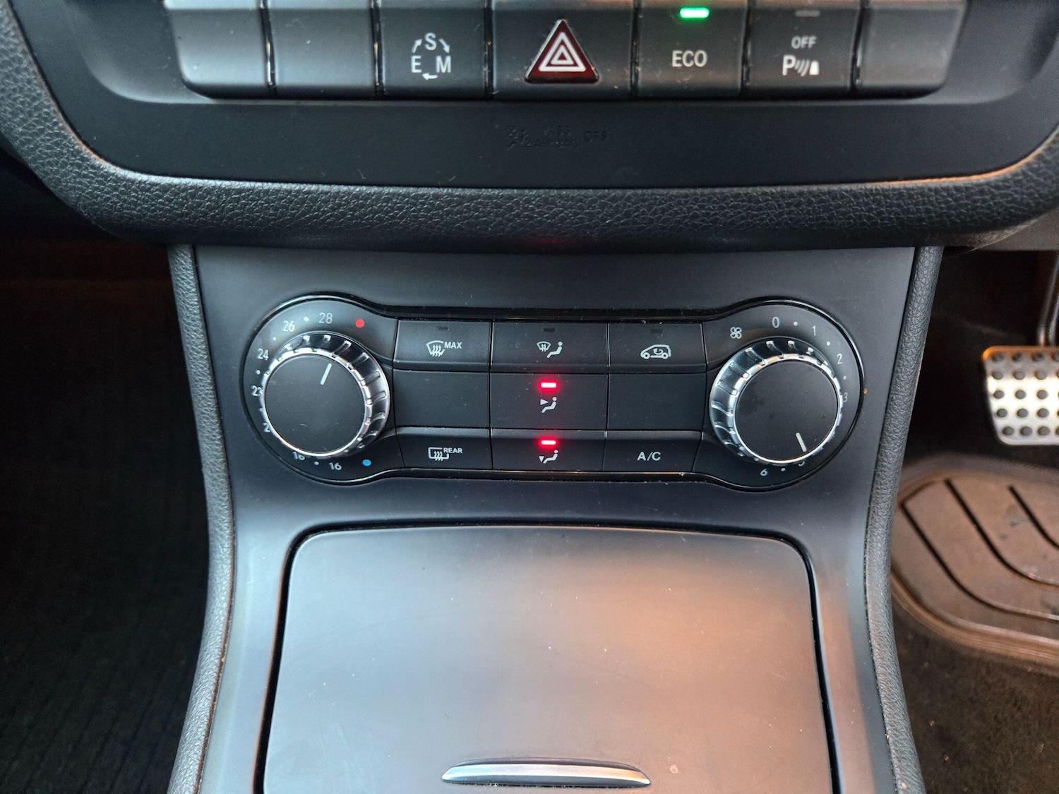 Used Mercedes-Benz B Class 2013 for sale - 76349305: Photo 24