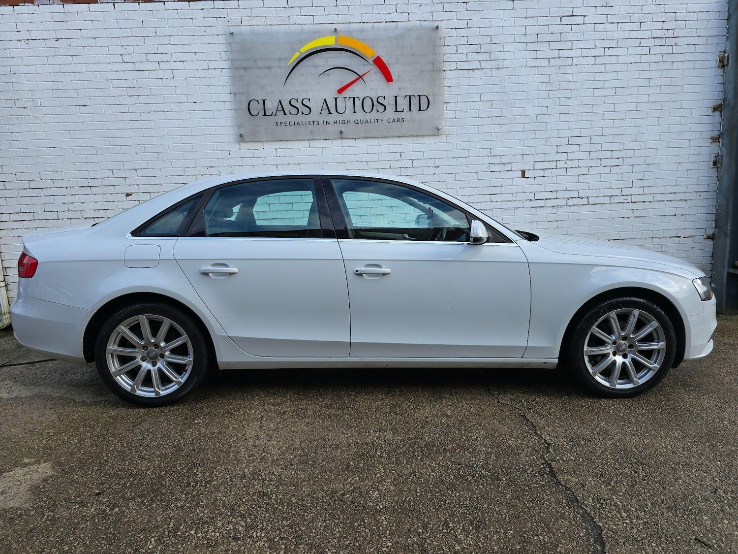 Used Audi A4 2014 for sale - 77387281: Photo 10