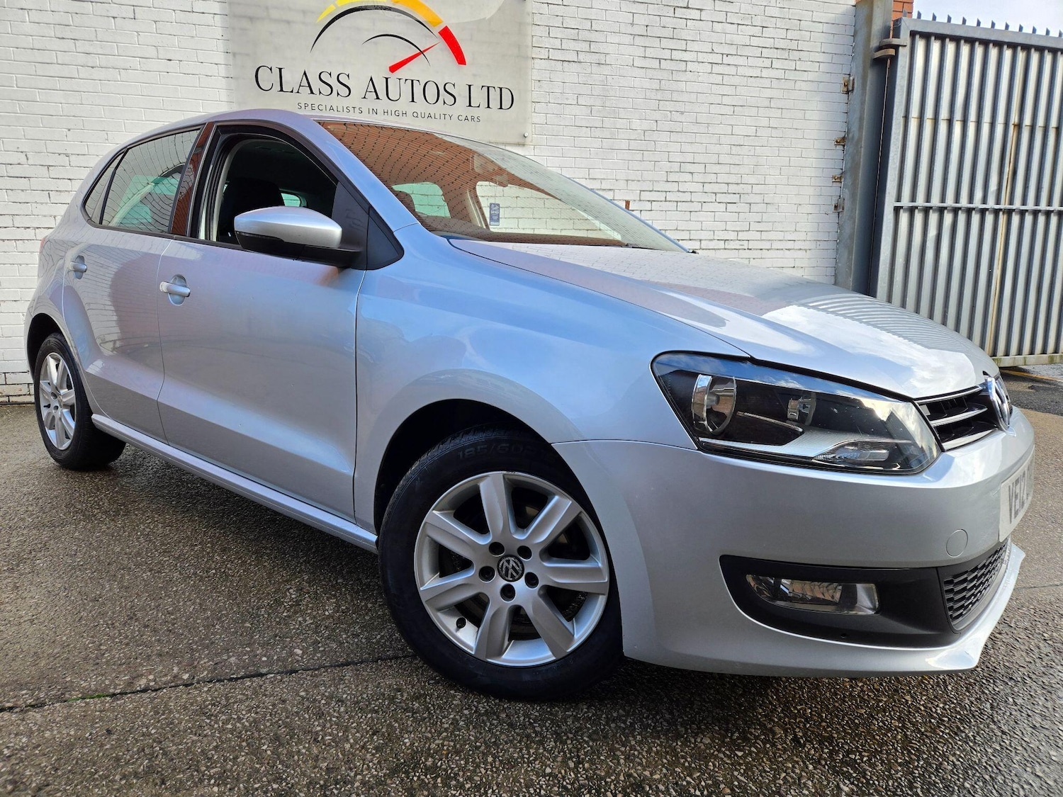 Used Volkswagen Polo 2012 for sale - 76349725: Photo 1